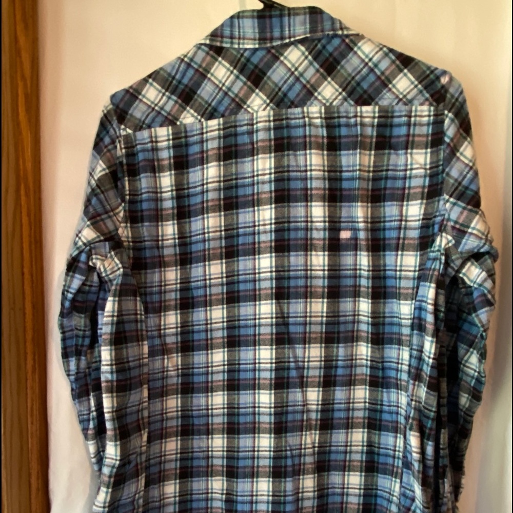 Shirt - Picture 2 of 3